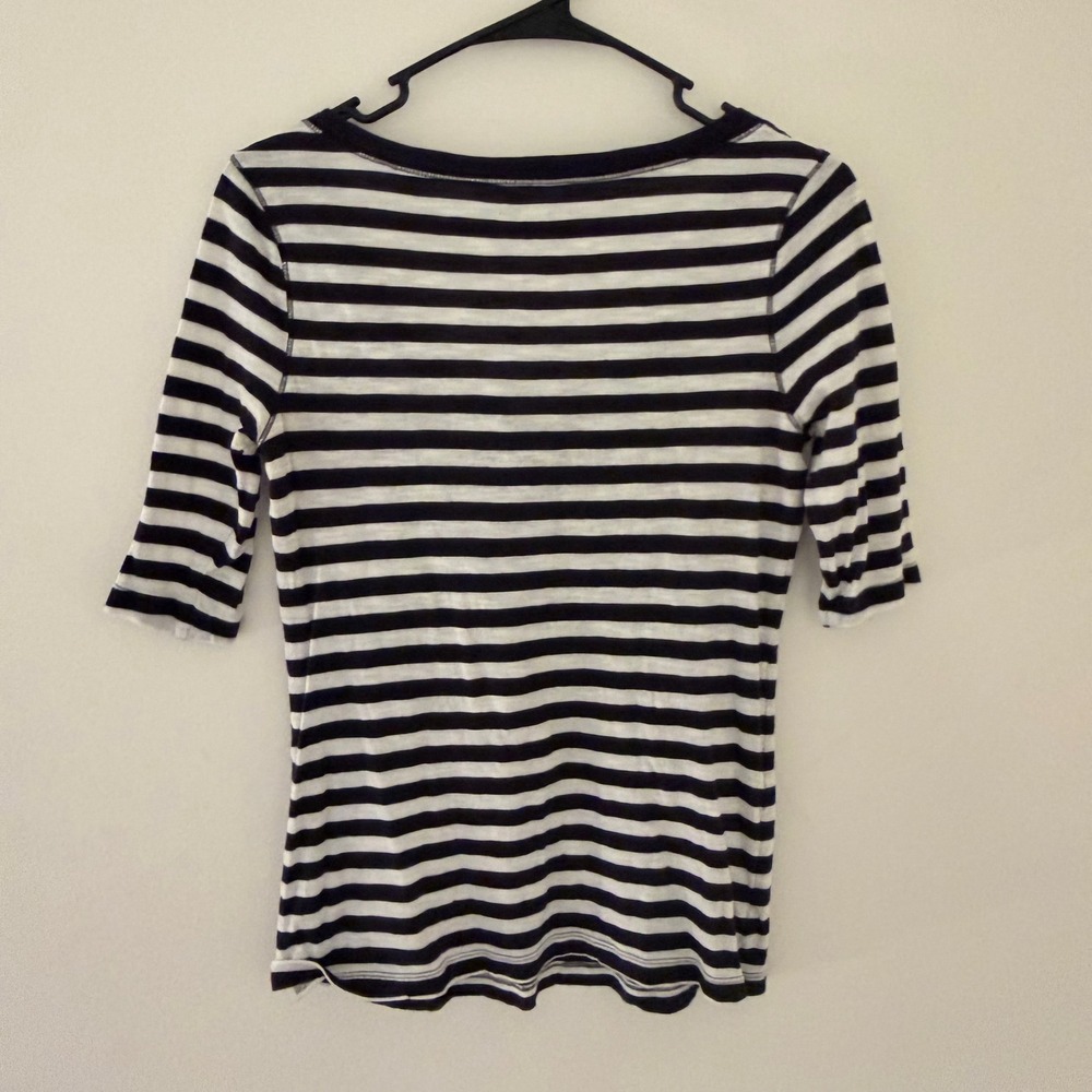 Y2K Old Navy Bella Swan Henley Striped Black and White Top Size S Indie Preppy‎ - Picture 3 of 9